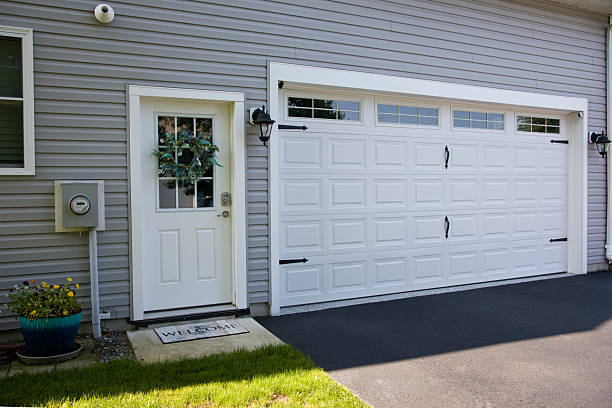 24/7 Emergency Garage Door Panel Replacement experts in Atlanta, GA